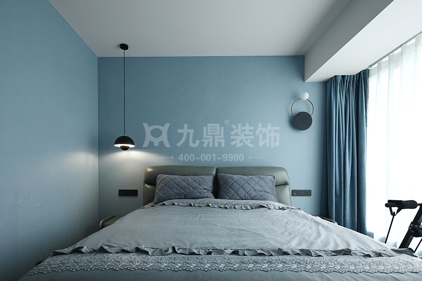 主卧室装修图