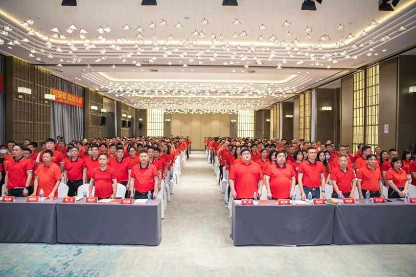 杭州九鼎装饰公司5月员工大会胜利召开！